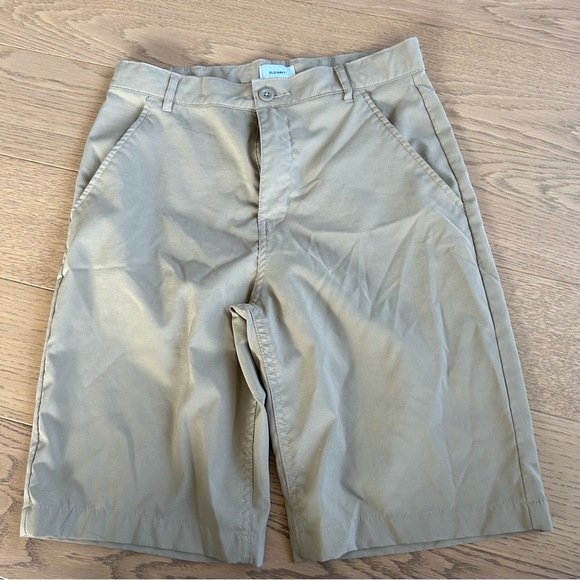 Boys Old Navy Khaki Shorts - Picture 1 of 8